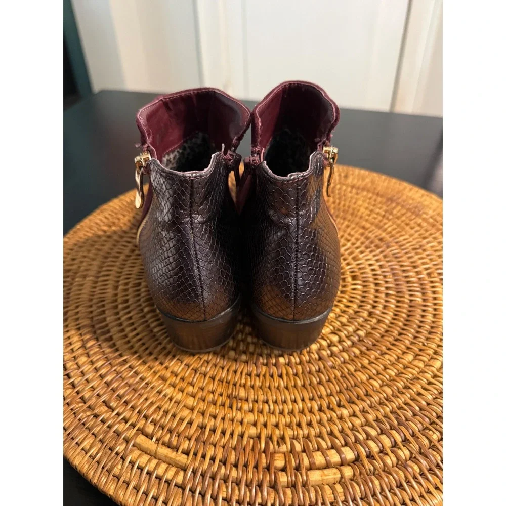 GC Shoes Keller Burgundy Suede Snakeskin Ankle Boots Womens 7 Low Block Heel